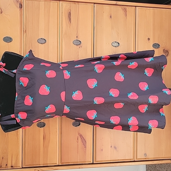 SHEIN Dresses & Skirts - Strawberry dress